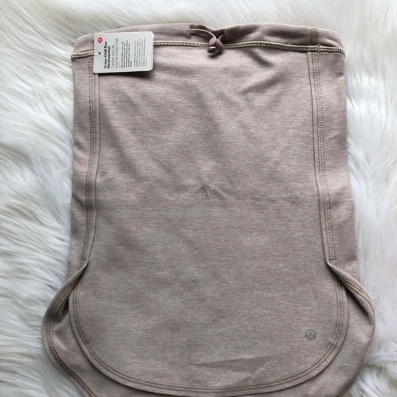 JUST IN ✔️NWT LULULEMON NECKWARMER - Picture 5 of 8